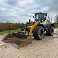 LIEBHERR L 526 front loader