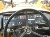 VOLVO L 90 front loader