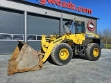 KOMATSU WA320-5 front loader