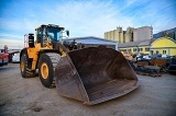 VOLVO L260H front loader