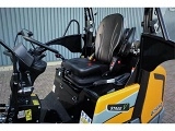 GIANT G2500HD front loader