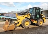 CATERPILLAR 906M front loader