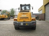 LIEBHERR L 526 front loader