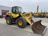 KOMATSU WA270-7 front loader