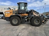 CASE 621G front loader