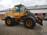 VOLVO L 120 B front loader