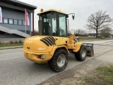 VOLVO L 30 front loader