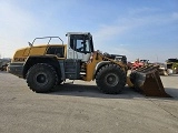 LIEBHERR L 580 front loader