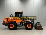 DOOSAN DL220-5 front loader