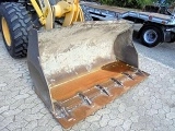 KOMATSU WA90-6 front loader