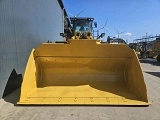 CATERPILLAR 982M front loader