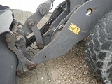 VOLVO L 90 E front loader