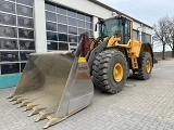 VOLVO L180F front loader