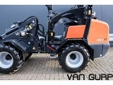 GIANT G2500HD front loader