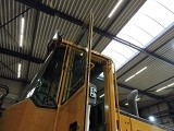 VOLVO L 70 E front loader