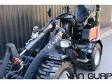 GIANT G2500 X-tra HD front loader