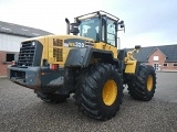 KOMATSU WA320-5 front loader