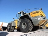 LIEBHERR L 586 front loader