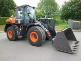 DOOSAN DL220-5 front loader