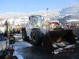 LIEBHERR L 556 front loader