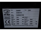 GIANT G2500HD front loader