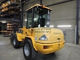 VOLVO L 30 front loader