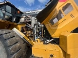 CATERPILLAR 982M front loader