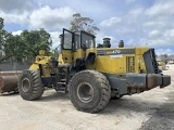 KOMATSU WA470-5 front loader