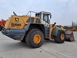 LIEBHERR L 586 front loader