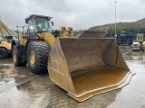 CATERPILLAR 982M front loader