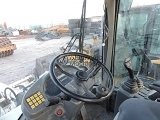 VOLVO L 30 front loader