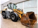 LIEBHERR L 550 front loader