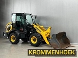 KOMATSU WA70M-8E0 front loader