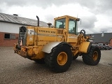 VOLVO L 120 B front loader