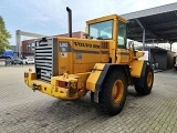 VOLVO L 90 B front loader