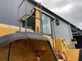 VOLVO L180G front loader