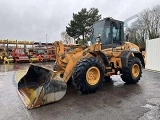 CASE 621 D front loader