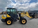 KOMATSU WA70-5 front loader