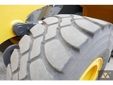 KOMATSU WA380-7 front loader