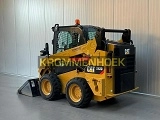 CATERPILLAR 242D mini loader