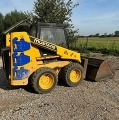 MUSTANG 2040 mini loader