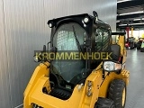 CATERPILLAR 242D mini loader