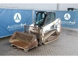 BOBCAT T110 mini loader