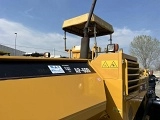 CATERPILLAR AP600 wheeled asphalt placer