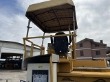 CATERPILLAR AP600 wheeled asphalt placer