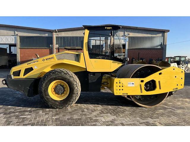 BOMAG BW 219 DH-5 road roller (combined)