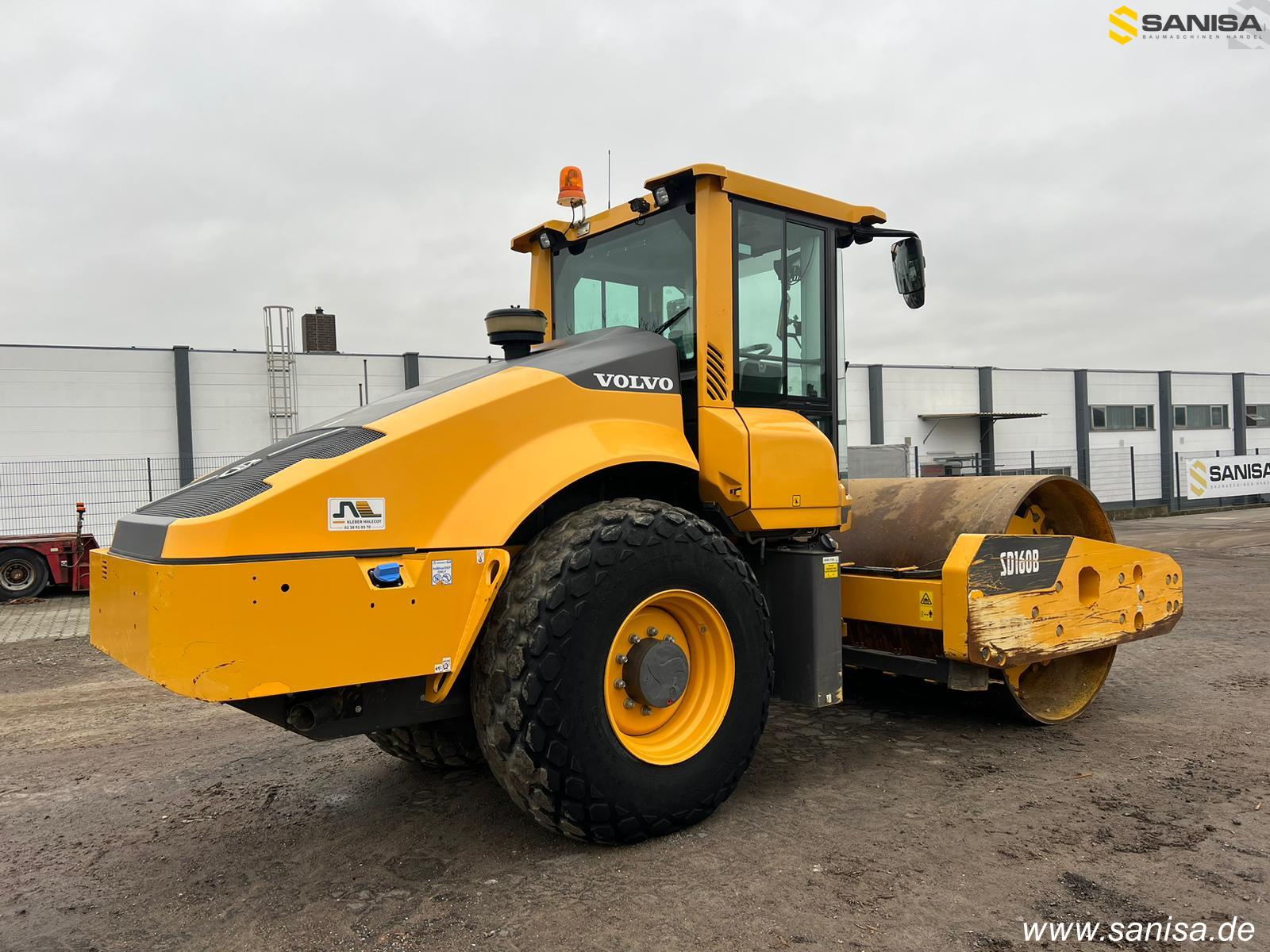 VOLVO SD160B road roller (combined)