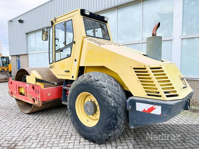 BOMAG BW 213 D-3 road roller (combined)