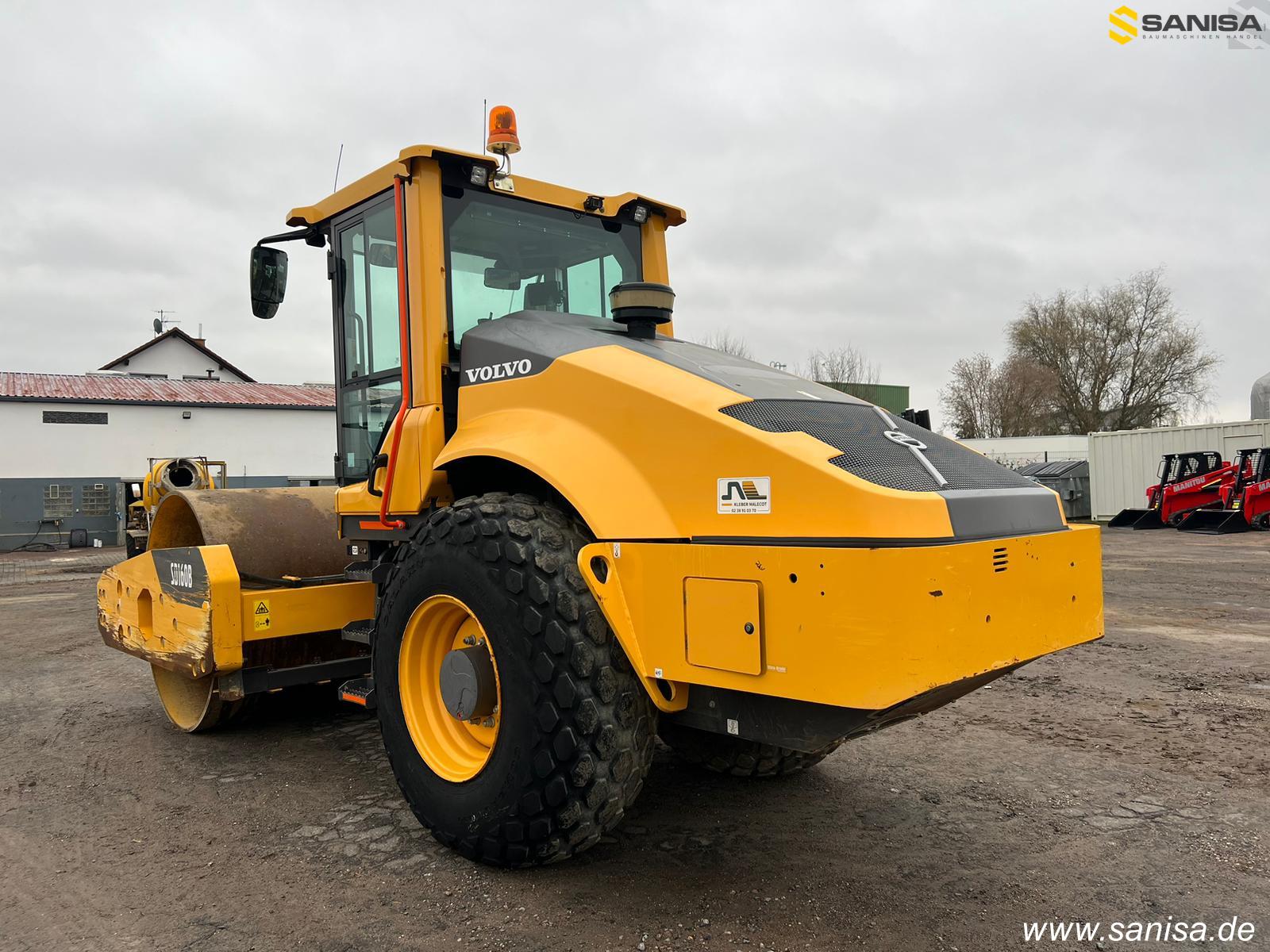 VOLVO SD160B road roller (combined)