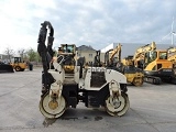 CATERPILLAR CB214E tandem roller